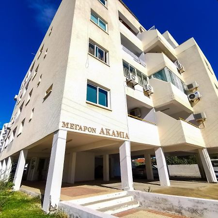 Sun Kissed Apartment Lárnaca Exterior foto